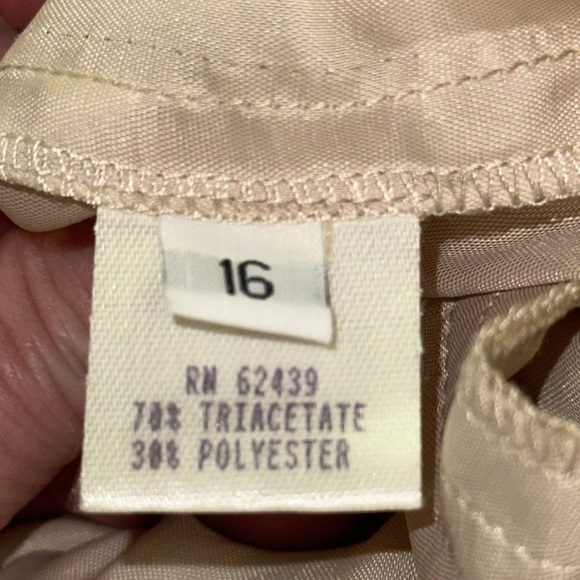 Ildi Marshall Beige Long-sleeved Longline Layered Bottom Dress Size 16 - Picture 9 of 11